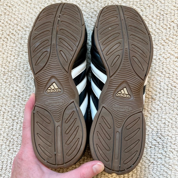 Adidas Puntero indoor soccer/court shoes. Women’s size 9.5/10 and men’s size 8.5 - Picture 3 of 6